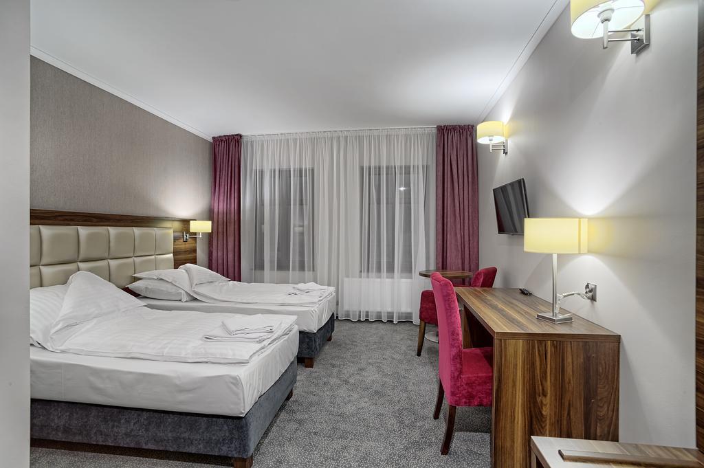 Hotel Kamieniczka Legnica Room photo